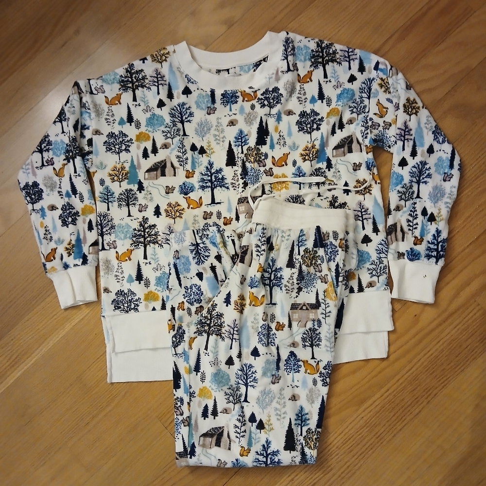 Secret Treasures pj's womens size small 4-6 Winter wonderland scene - Picture 2 of 9